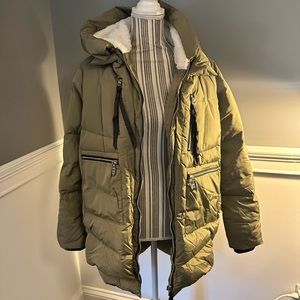 EUC Women’s Orolay Amazon Jacket